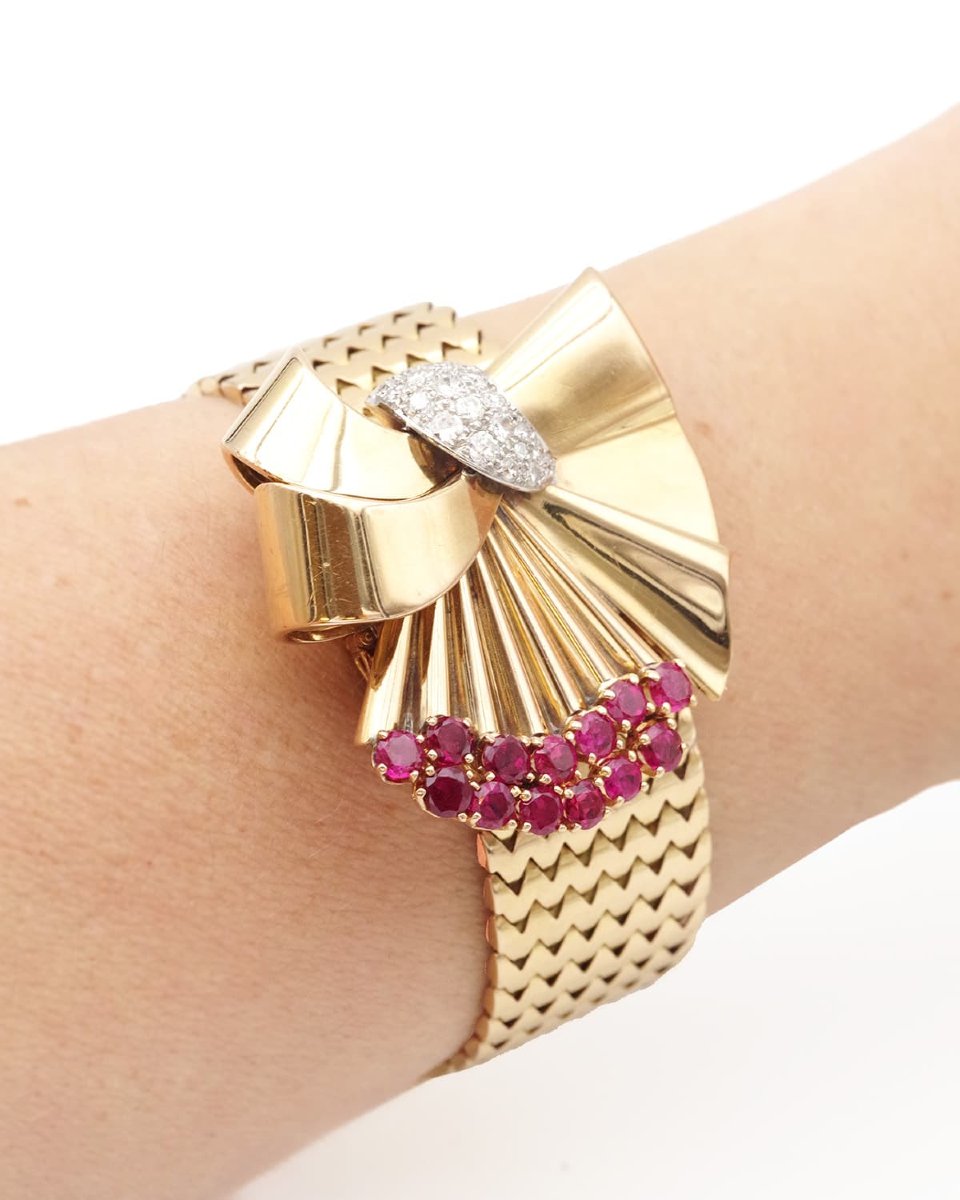 French Retro Convertible Bow Brooch Bracelet Ruby Diamonds In 18k Gold, 1940s Vintage Jewelry -photo-4