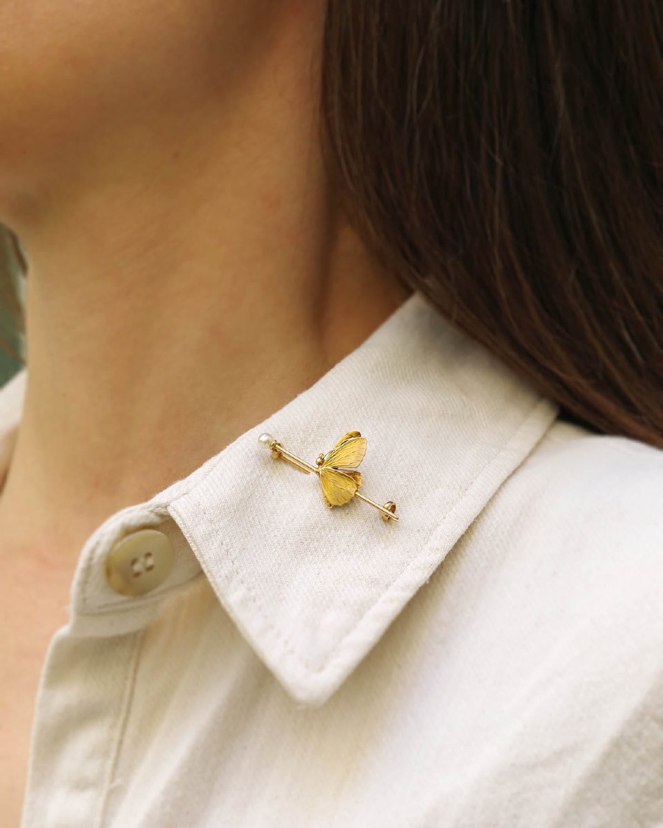 Antique French Butterfly Brooch Pin Gold Jewelry-photo-1