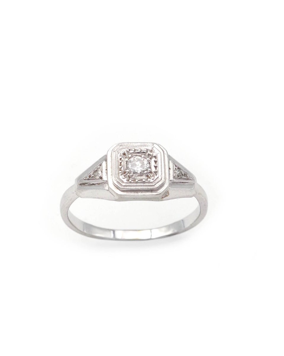 Bague Art Deco solitaire 0.10 ct en platine 