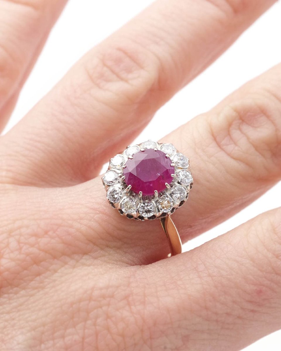2.10 Ct Ruby Diamond Cluster Ring In 18 Karat -photo-3