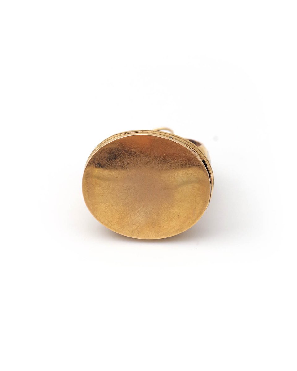 Swiss Musical Seal Pendant In 18 Karat Enamelled Gold-photo-3