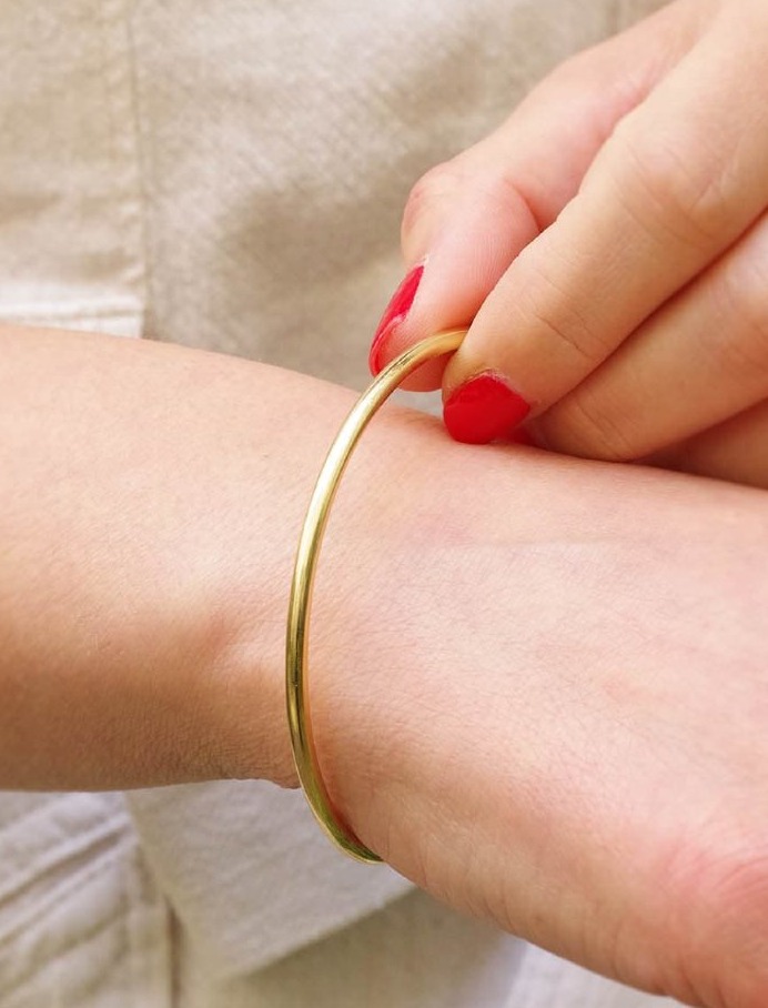 Vintage Bangle Bracelet In 18 Karat Gold -photo-2