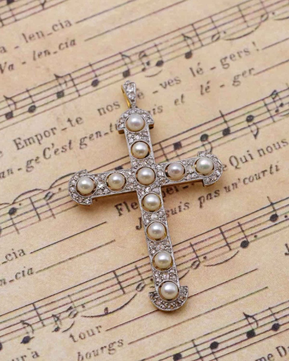 Large Pearl Diamond Cross Pendant In Platinum And 18 Karat Gold-photo-4