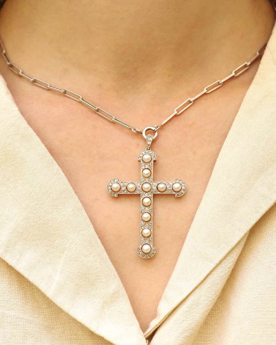 Large Pearl Diamond Cross Pendant In Platinum And 18 Karat Gold-photo-1
