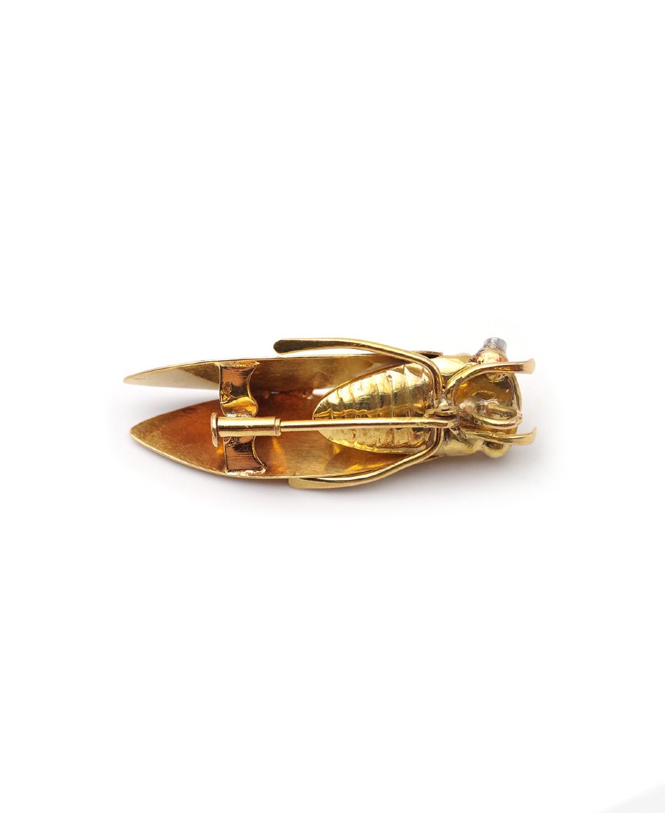Cicada Diamond Brooch Pendant In 18 Karat Gold And Platinum-photo-1