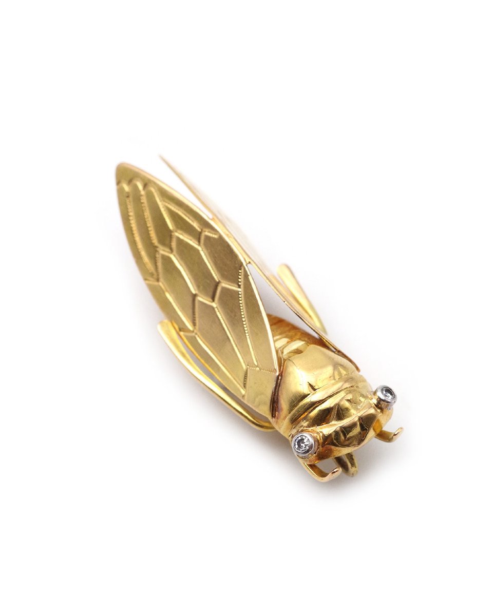 Pendentif broche cigale en or et diamants, 18 karats