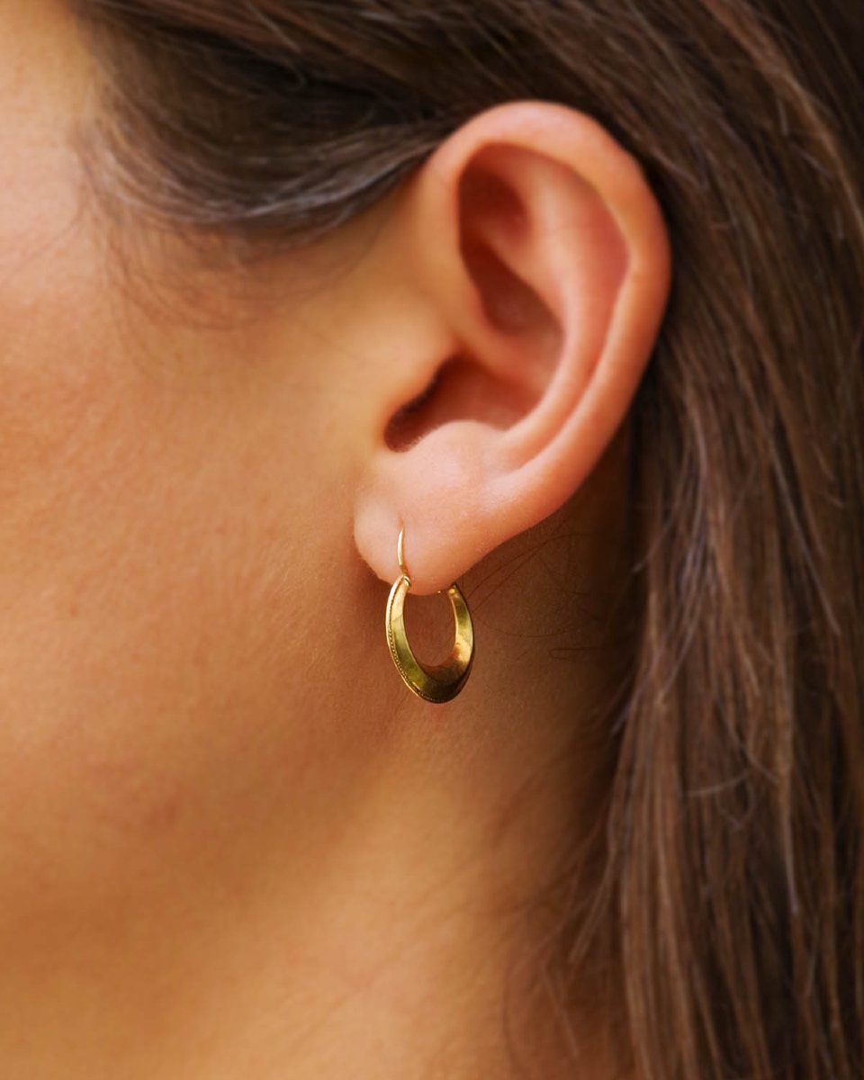 Antique Hoop Earrings In 18 Karat Gold-photo-4