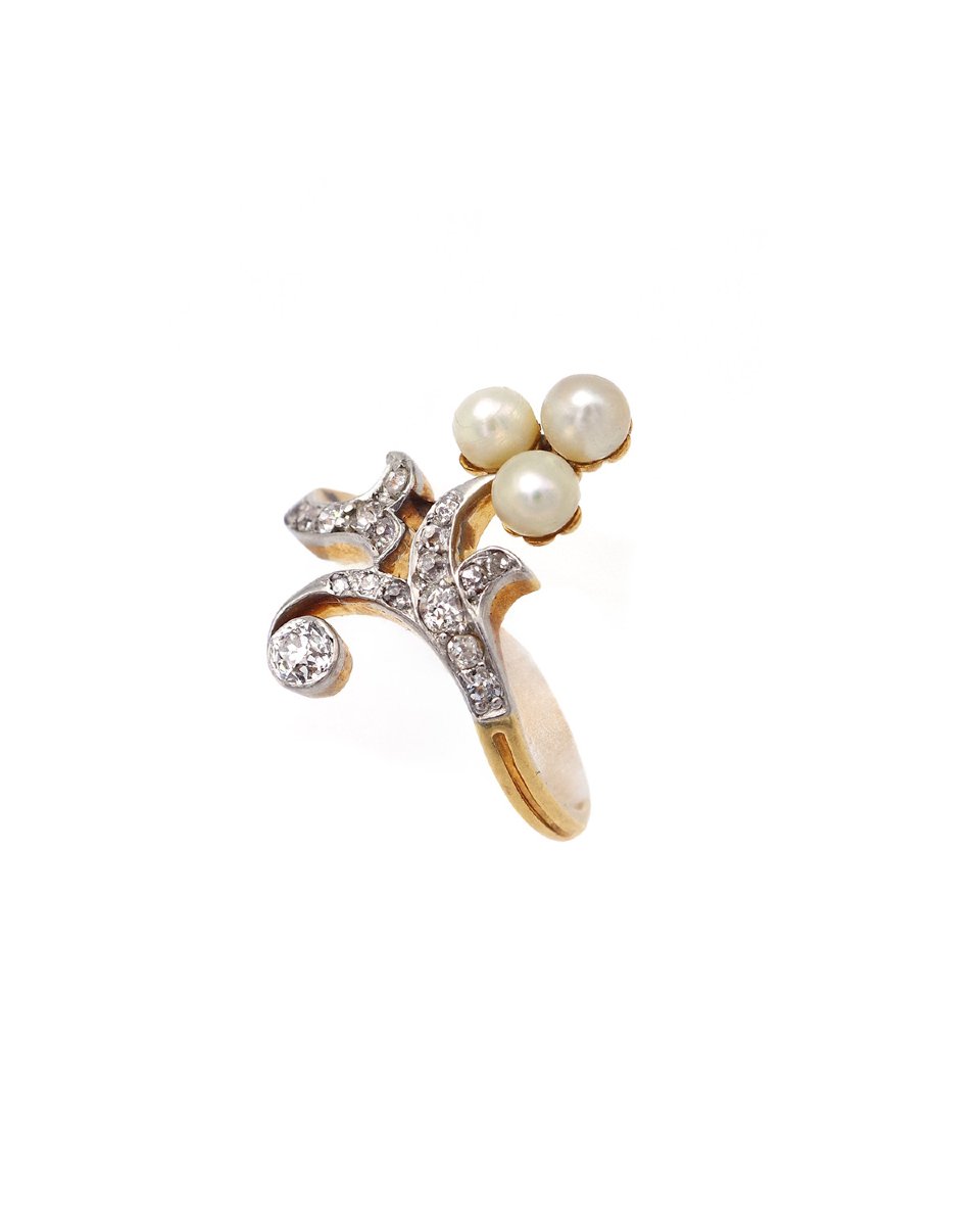 Belle Epoque Pearl Diamond Tiara Ring In 18 Karats Gold And Platinum  -photo-4