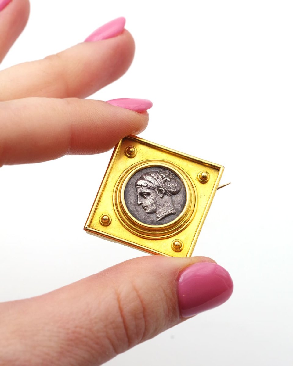 Broche néo étrusque en or 22k avec drachme de Corinthe en argent, 19ème-photo-2