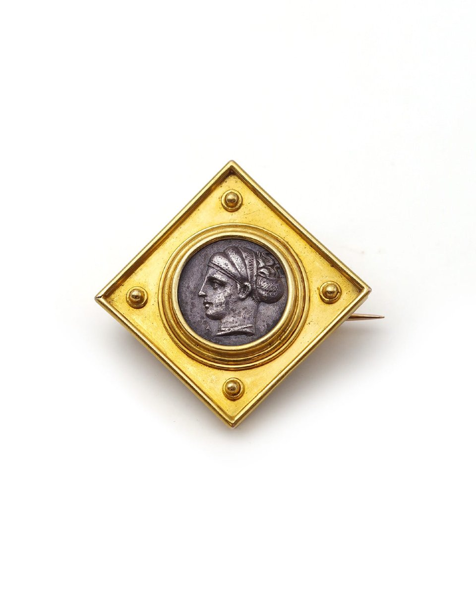 Broche néo étrusque en or 22k avec drachme de Corinthe en argent, 19ème