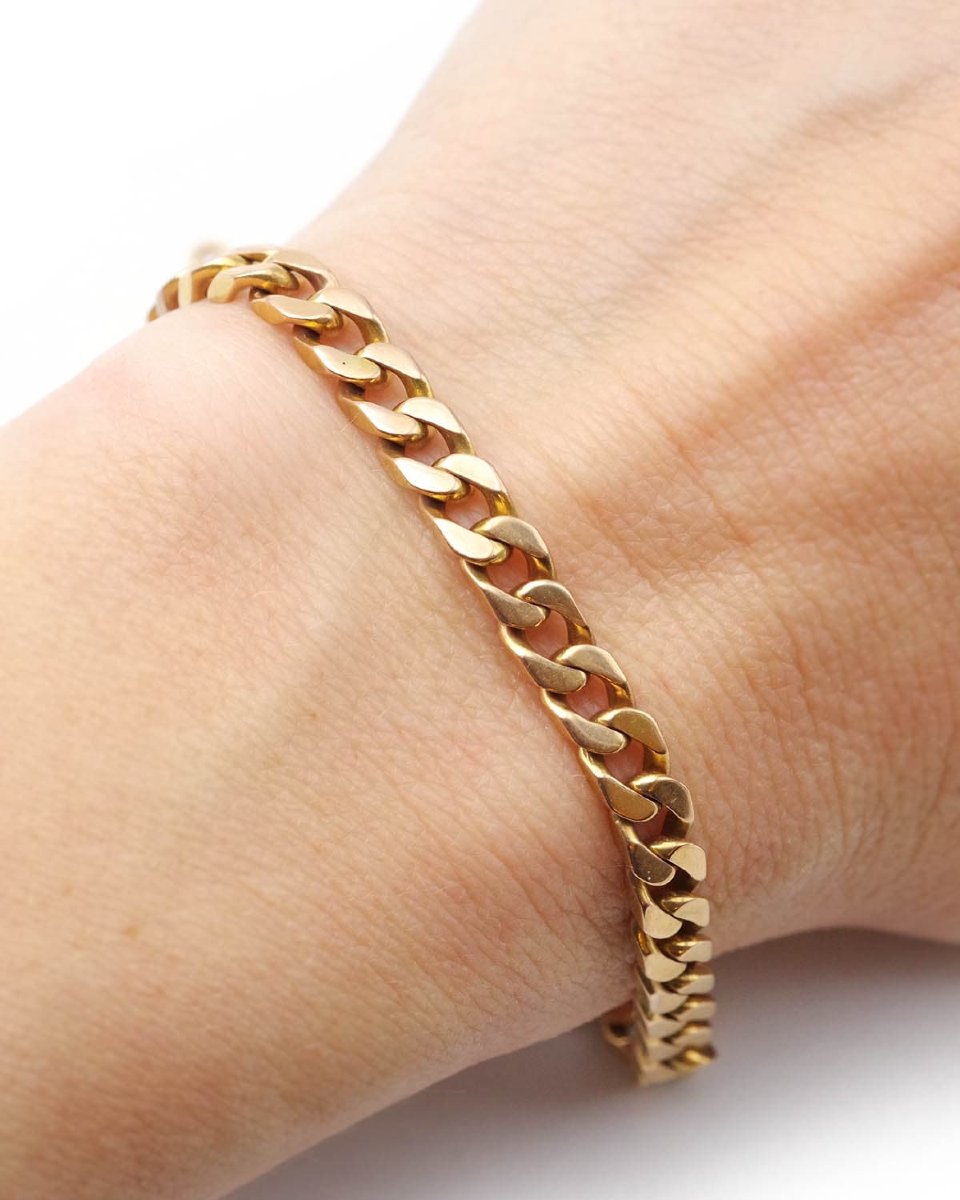 Antique Curb Bracelet In 18 Karat Gold -photo-1