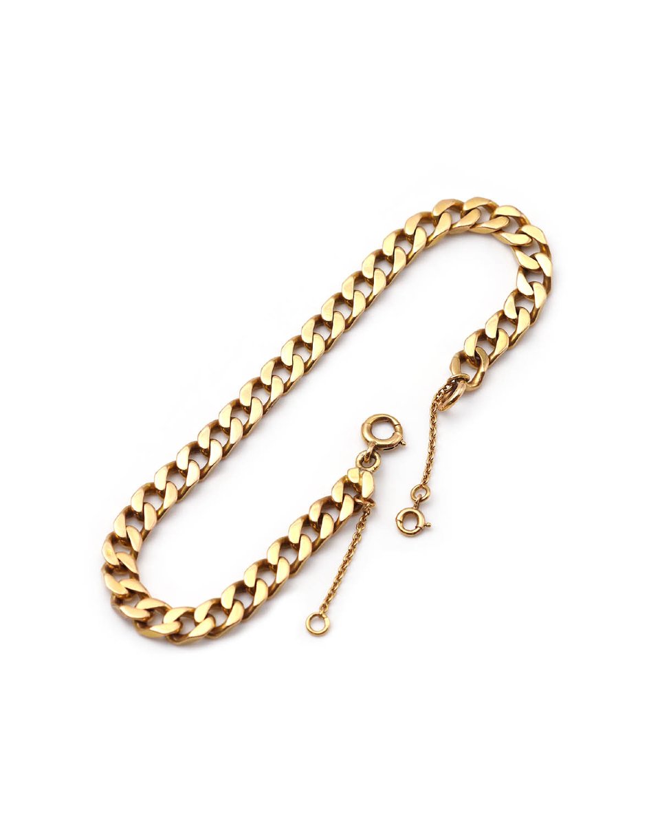 Antique Curb Bracelet In 18 Karat Gold 