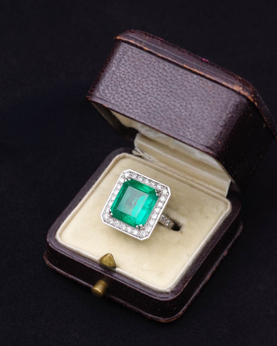 Bague émeraude de Colombie 4.7 ct et diamants en or blanc 18k-photo-4