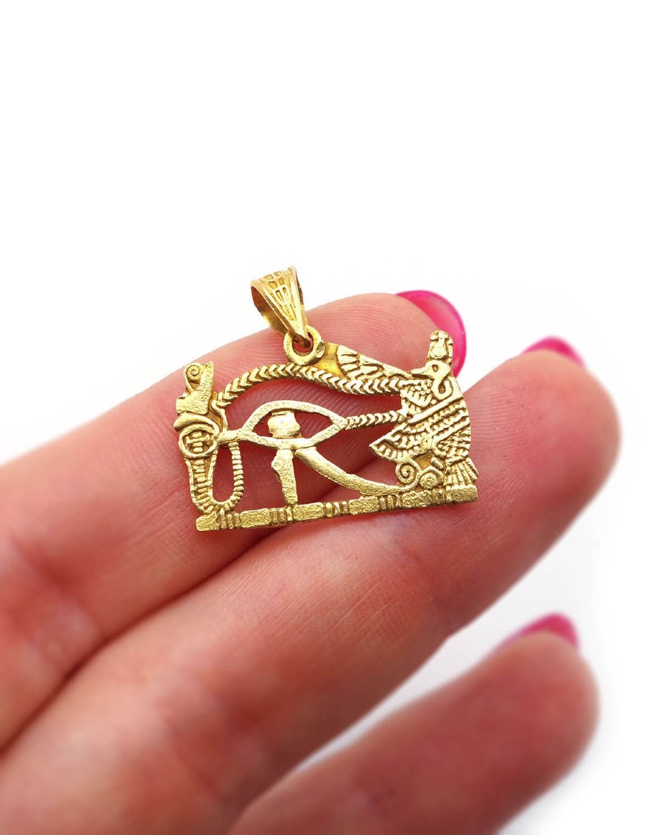 Wedjat Eye Pendant In 18 Karat Gold