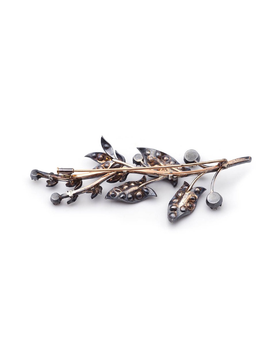 Large Diamond Branch Brooch In 18 Karat Gold And Silver-photo-3