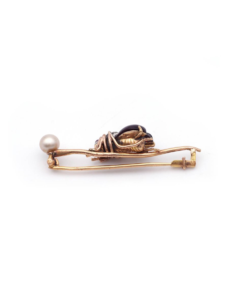 Broche scarabée grenats, perle et diamants en or 18 karats , insecte-photo-1