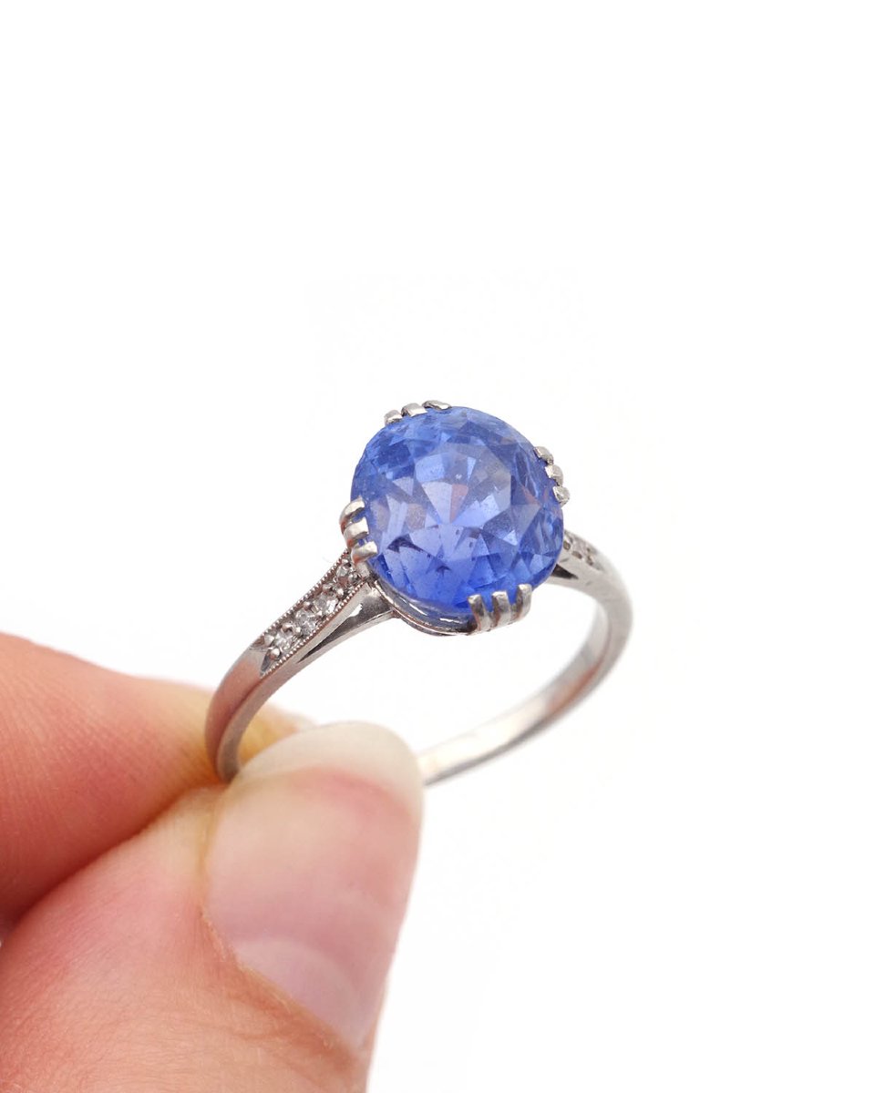 French Art Deco Platinum Solitaire Ring, 6.27ct No Heat Natural Oval Sapphire Ring-photo-1