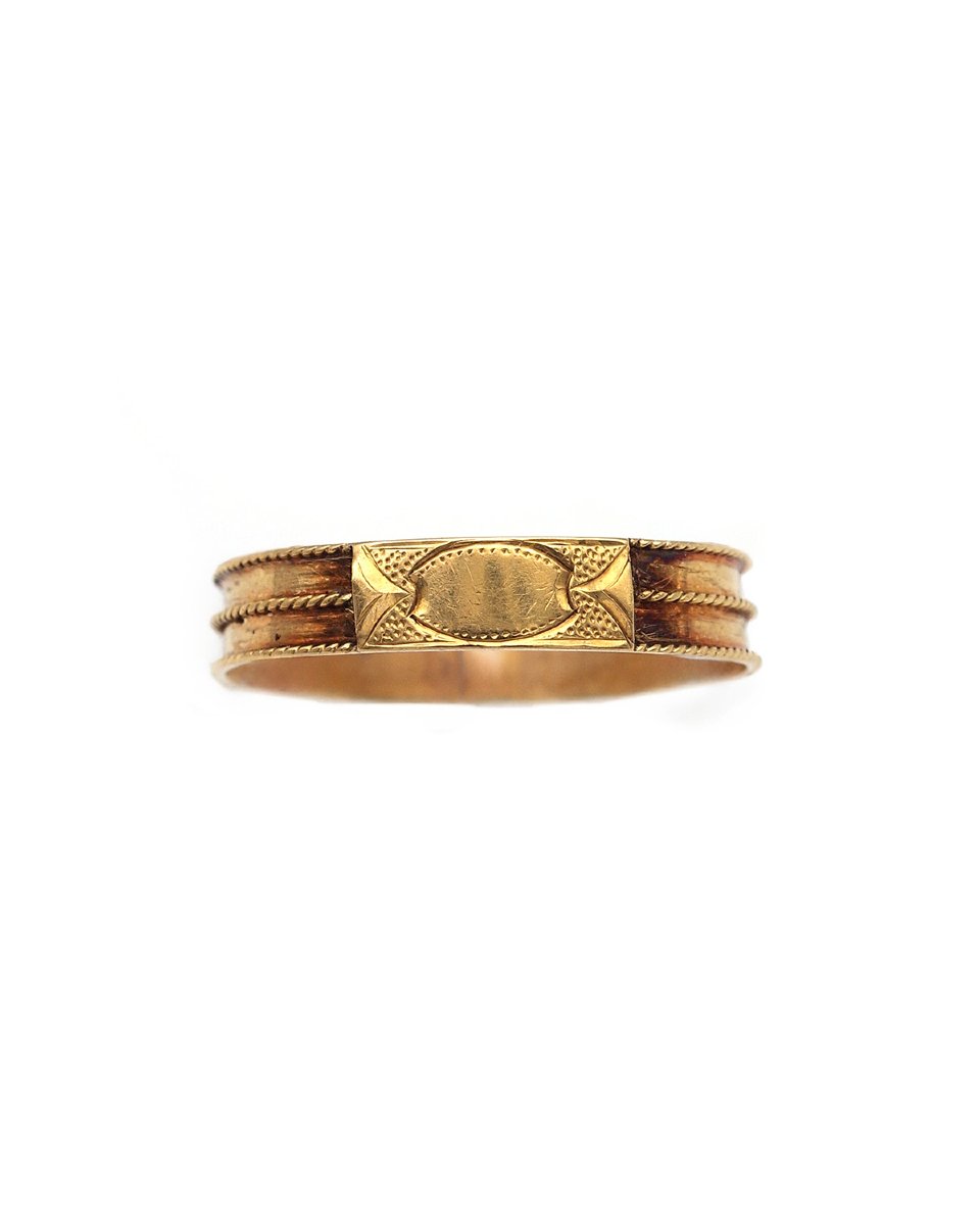 Bague bandeau ancienne en or 18 karats