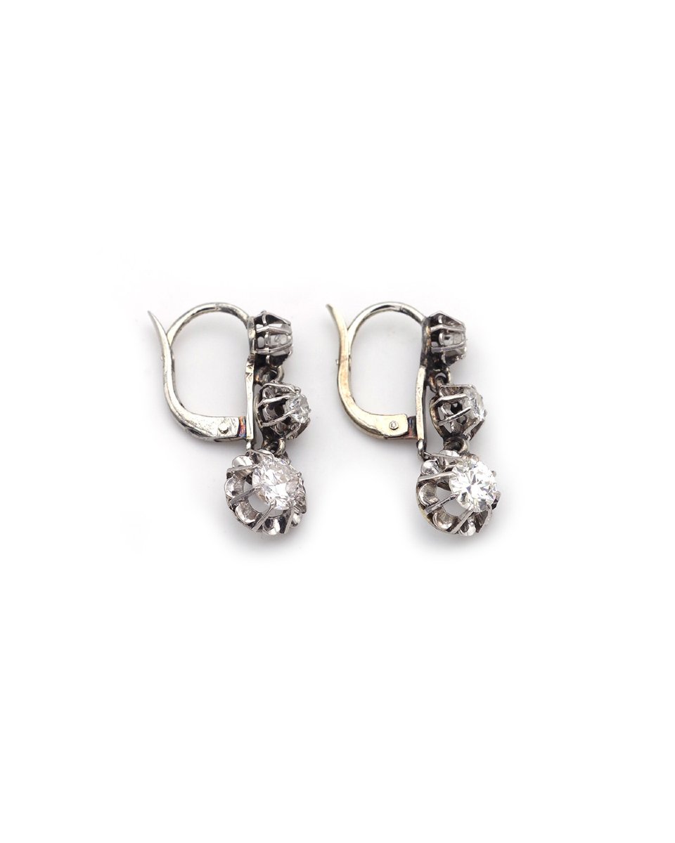 Dormeuses trois diamants 1,25 ct en platine et or blanc 18 karats -photo-2