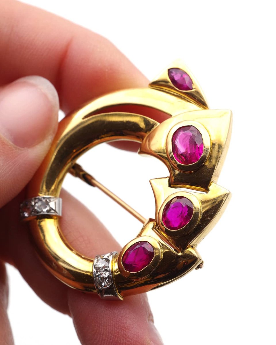 Broche circulaire rubis 2.2 cts non chauffés, diamants en or 18 karats et platine-photo-4