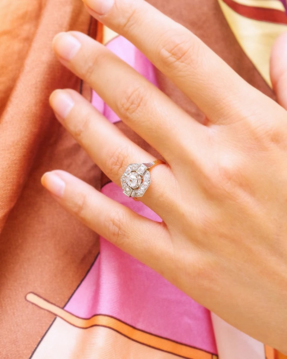 Art Deco Octagonal Diamond Ring In 18-karat Gold And Platinum-photo-3