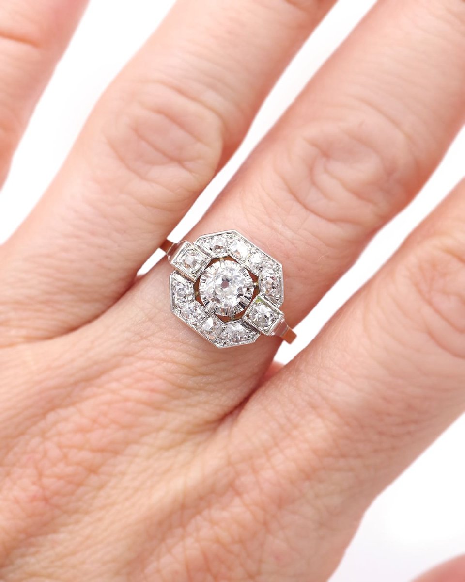 Art Deco Octagonal Diamond Ring In 18-karat Gold And Platinum-photo-4