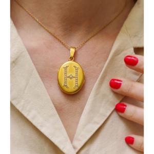 Grand médaillon lettre H en or 18 karats, pendentif cassolette 