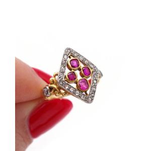 Bague losange rubis diamants en or 18 karats