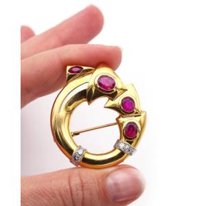Broche circulaire rubis 2.2 cts non chauffés, diamants en or 18 karats et platine