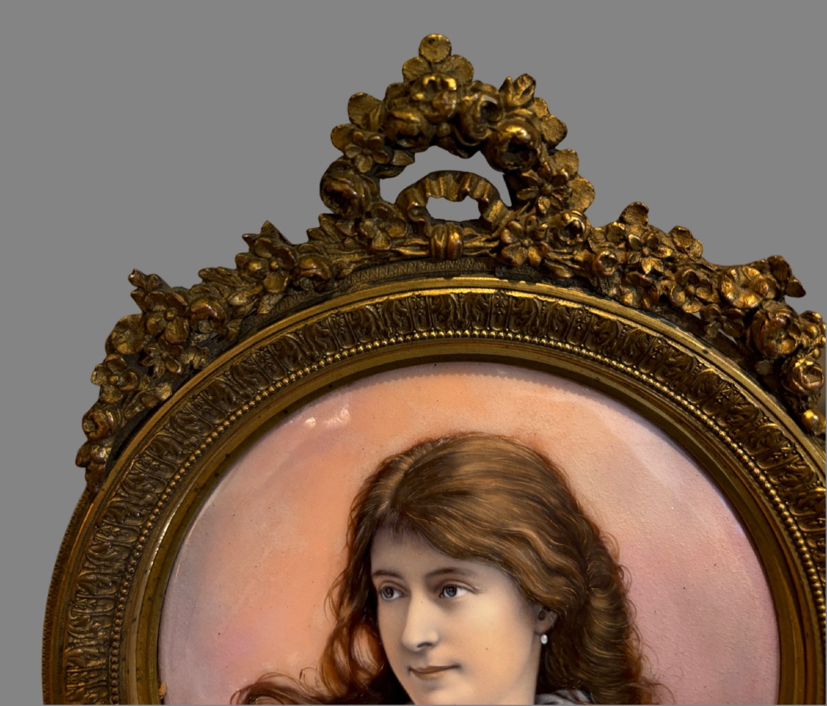Miniature portrait de femme XIX eme . Cadre en bronze -photo-2