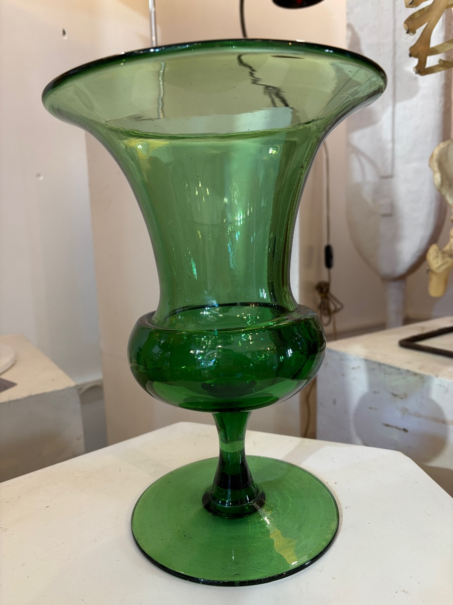 Vase en verre Empoli 1940 . Vase Médicis . Italie 