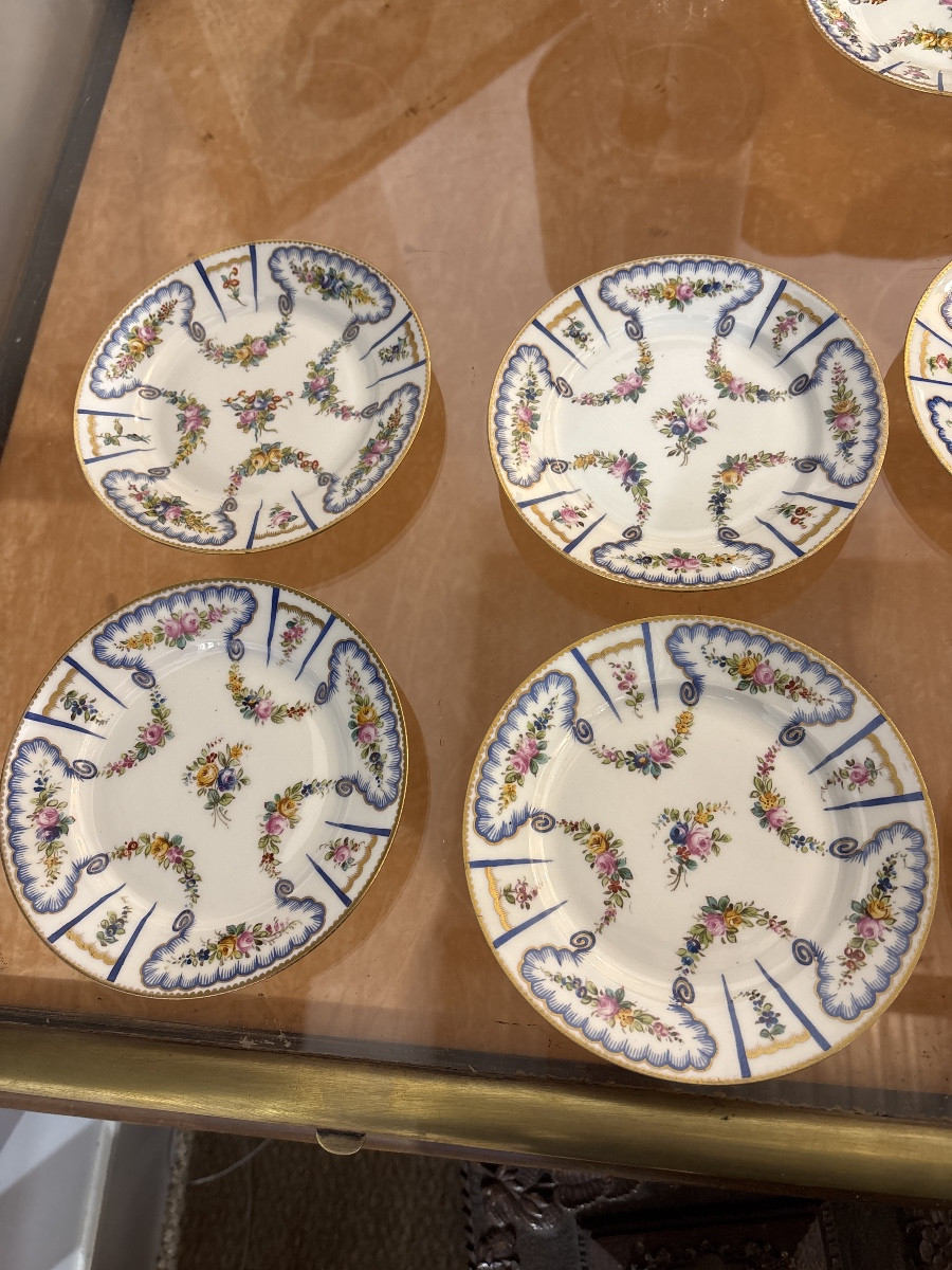 Series Of Porcelain Dessert Plates Mid-20th Century-photo-4