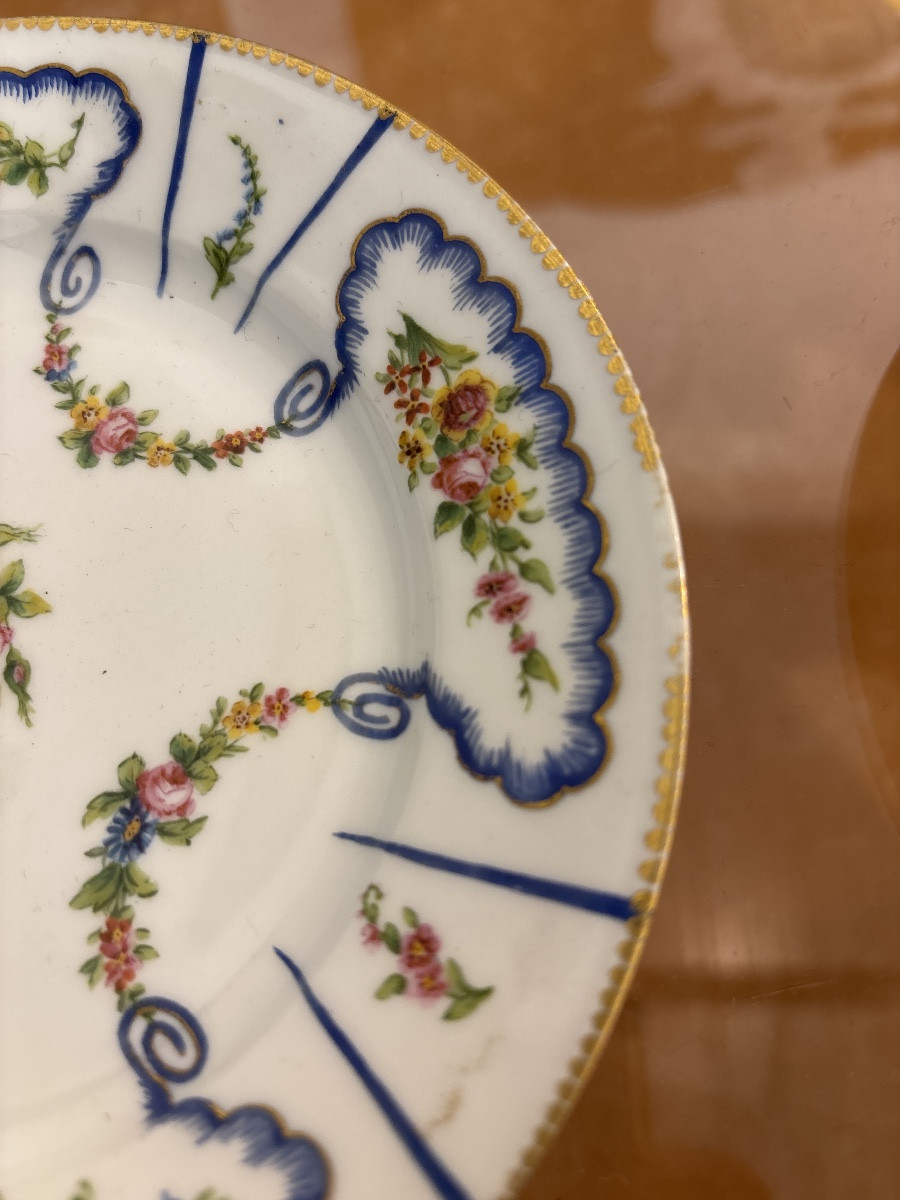 Series Of Porcelain Dessert Plates Mid-20th Century-photo-3