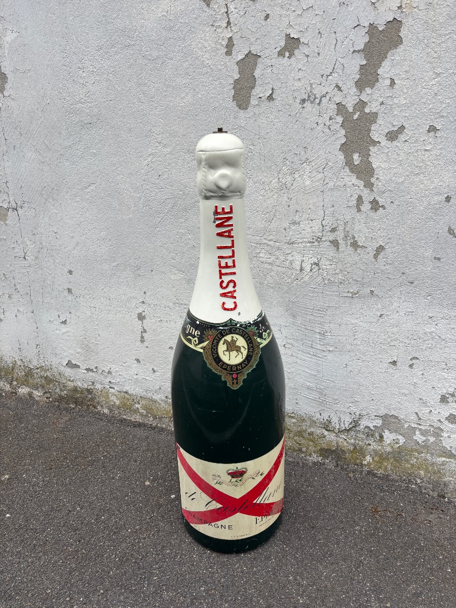 Large Promotional Bottle Of Champagne From 1960-photo-3