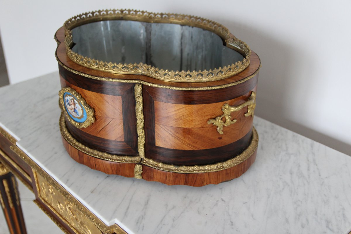 Table Planter-photo-2