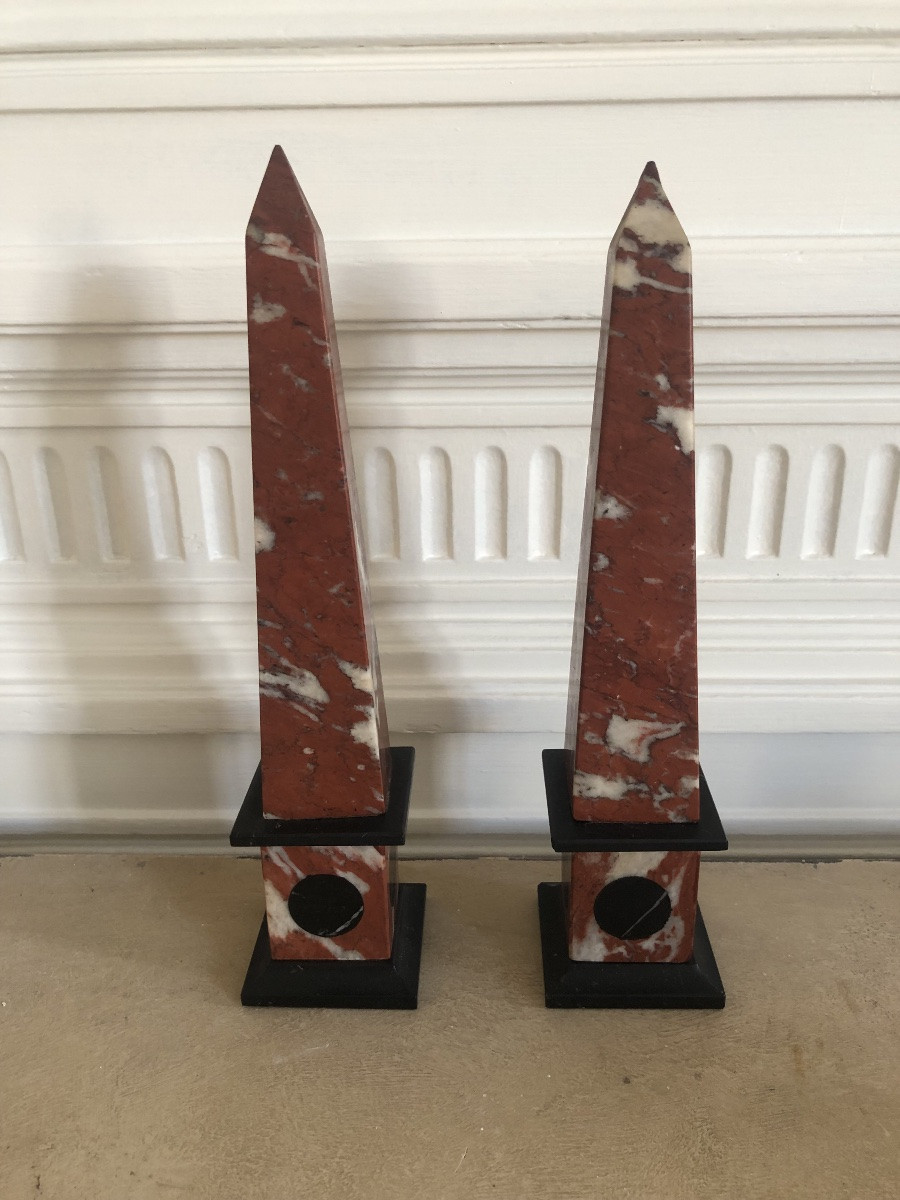 Paire de petits obélisques en marbre rouge 19e-photo-4