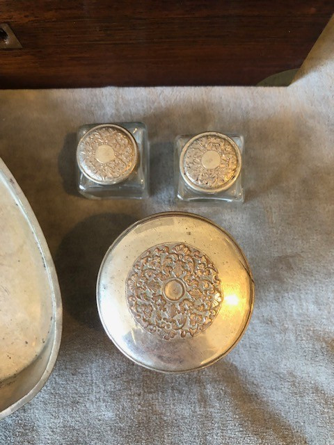 19th Century Toiletry Set-photo-1