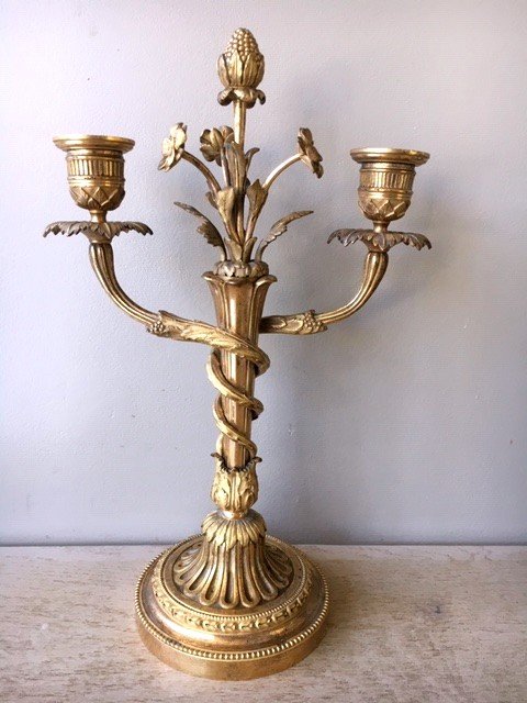  Un candélabre bronze doré signé Eugène Bazart  Paris 33cm