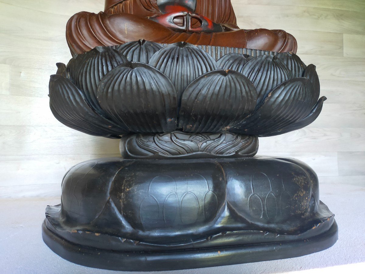 Large Buddha In Lacquered Wood Lotus Base-photo-2