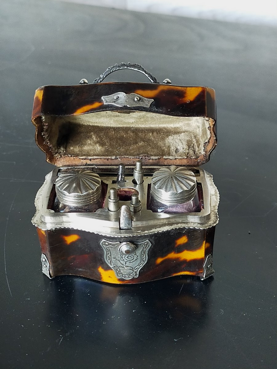 Encrier de voyage en &eacute;caille marqueterie boulle -photo-4