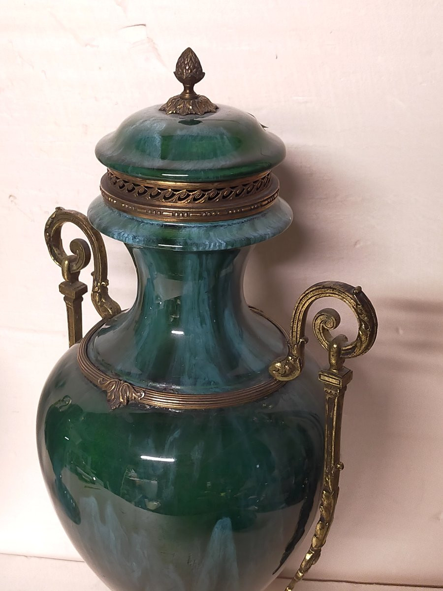 Paire de pots couverts monture bronze (vases sevres cassolettes)-photo-2
