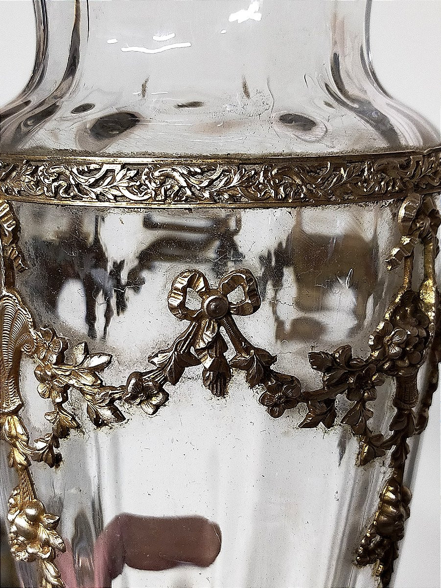 Large Louis XVI Vase With Garland And Flower Basket In Gilded Bronze-photo-1