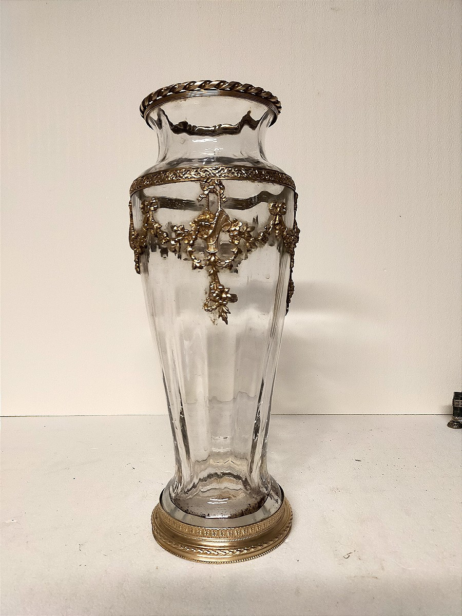 Large Louis XVI Vase With Garland And Flower Basket In Gilded Bronze-photo-2