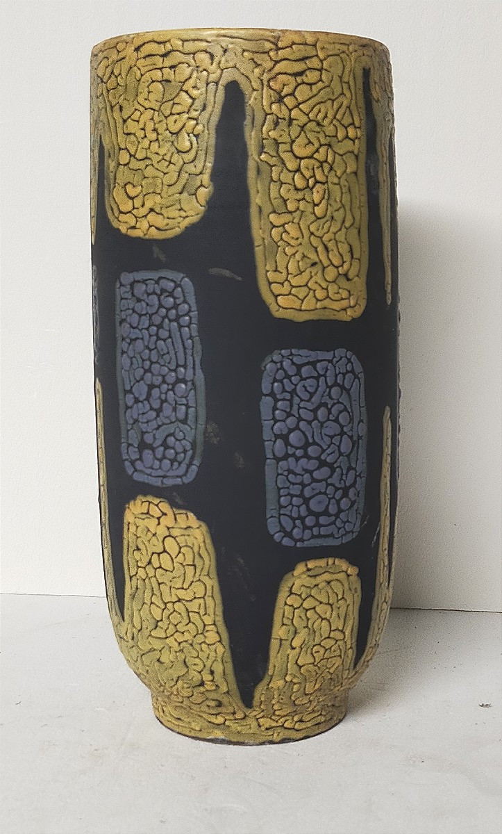 vase en c&eacute;ramique signature a d&eacute;chiffrer