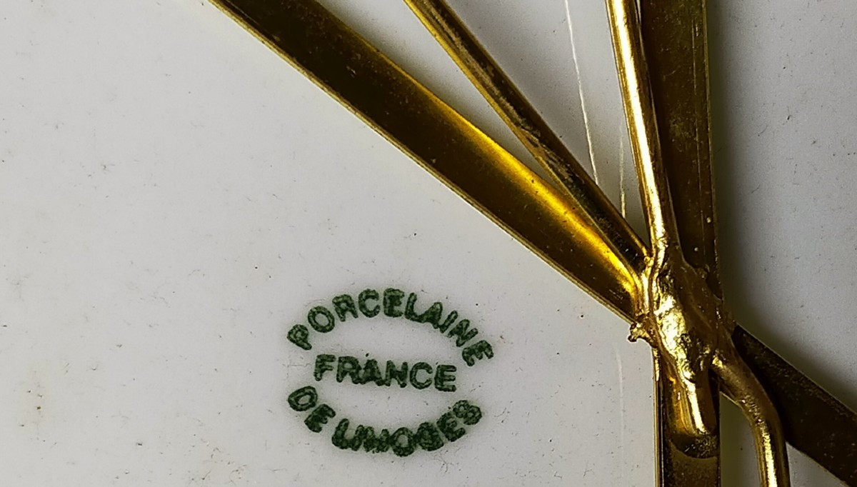 paire de plats assiettes en porcelaine de limoges-photo-1
