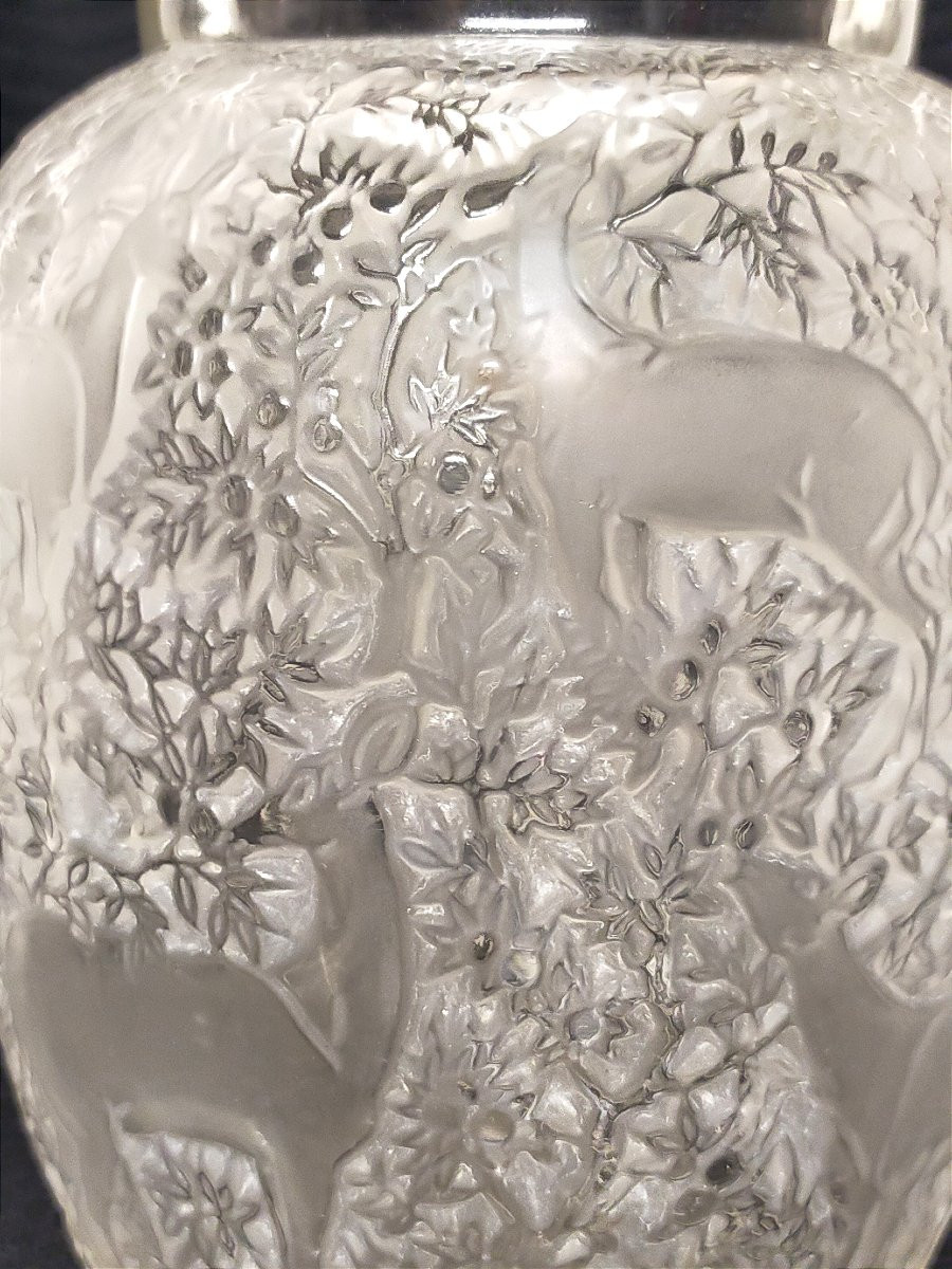 "does" Vase In Pressed Molded Glass – Lalique, Art Deco-photo-2