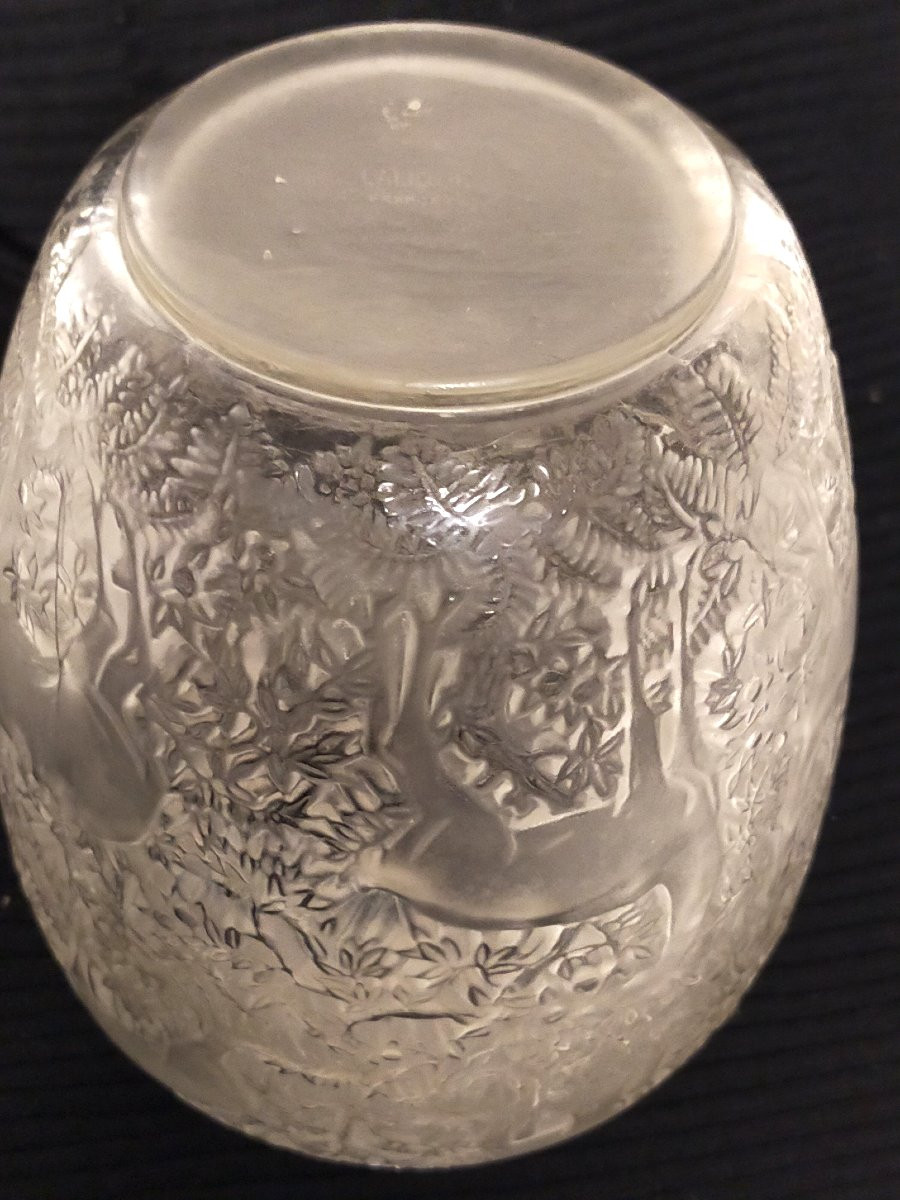 "does" Vase In Pressed Molded Glass – Lalique, Art Deco-photo-4