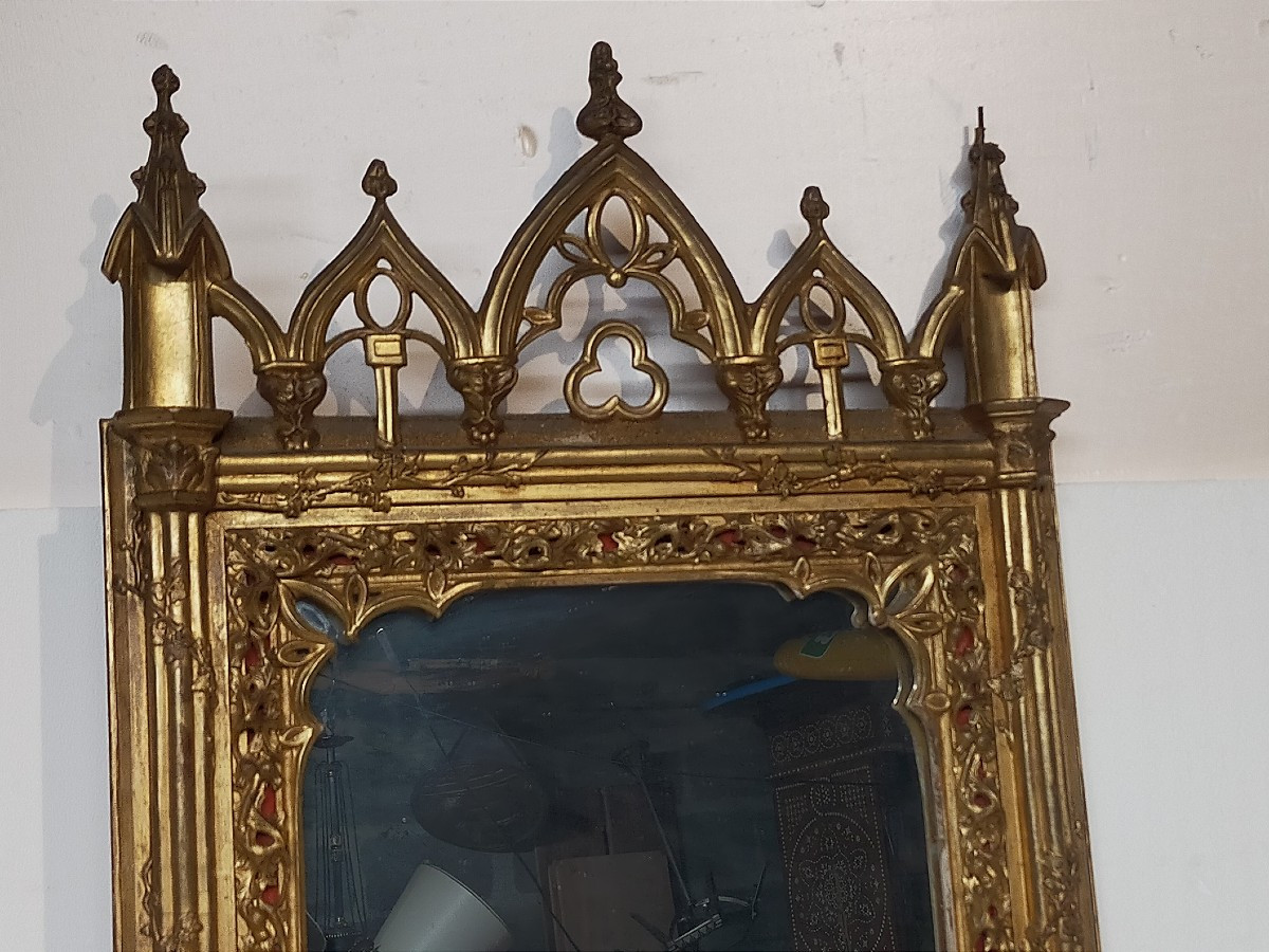 Miroir n&eacute;o gothique en bois dor&eacute; n&eacute;ogothique -photo-3
