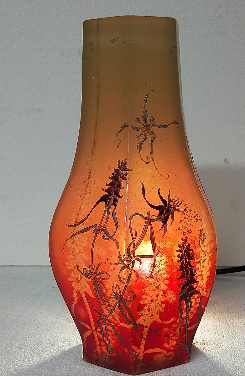 Émile GALLÉ (1846-1904) – Vase “Orchis bouc” circa 1898-1900 (nancy daum ..)