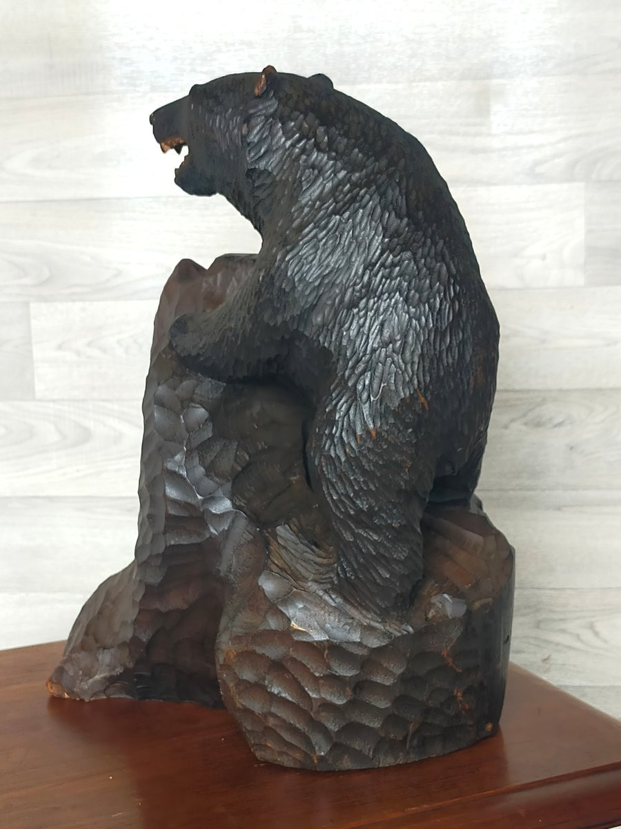 Ours en bois sculpt&eacute; travail de la foret noir -photo-1